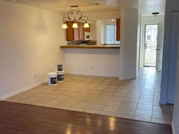 2016 Mesquite Ln #R202, Laughlin, NV 89029