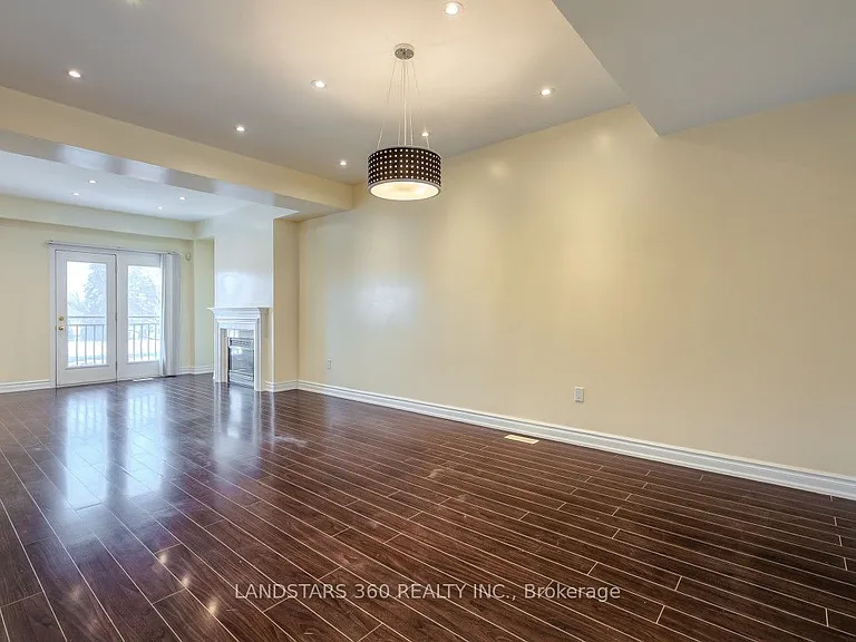 9133 Bayview Ave #69 — Photo 11