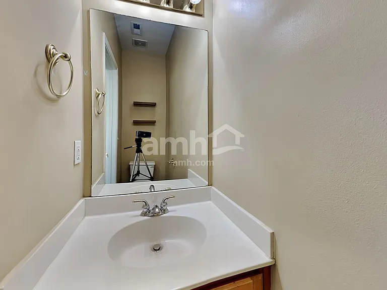 2206 Howell Farms Point NW — Photo 10