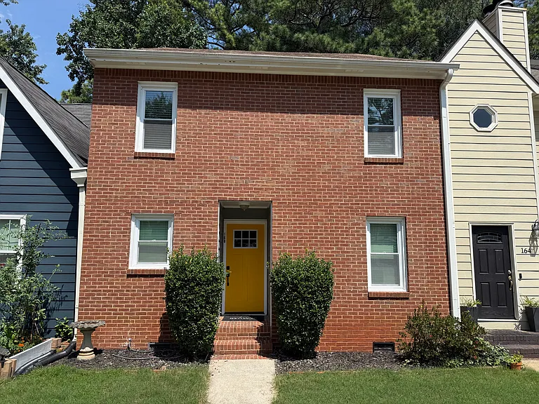 168 Coventry Pl — Photo 16