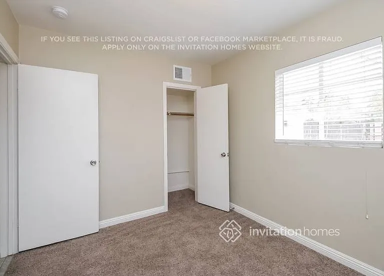 1649 E 1st St — Photo 12