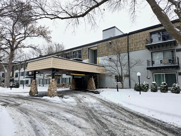 179 Little Canada Rd Unit 134, Little Canada, MN 55117