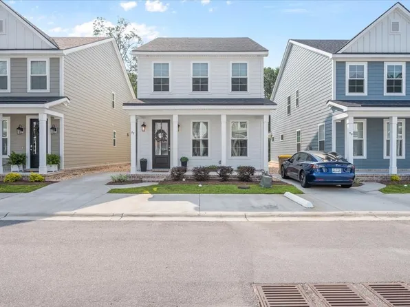 27 Grove Park Dr, Richmond Hill, GA 31324