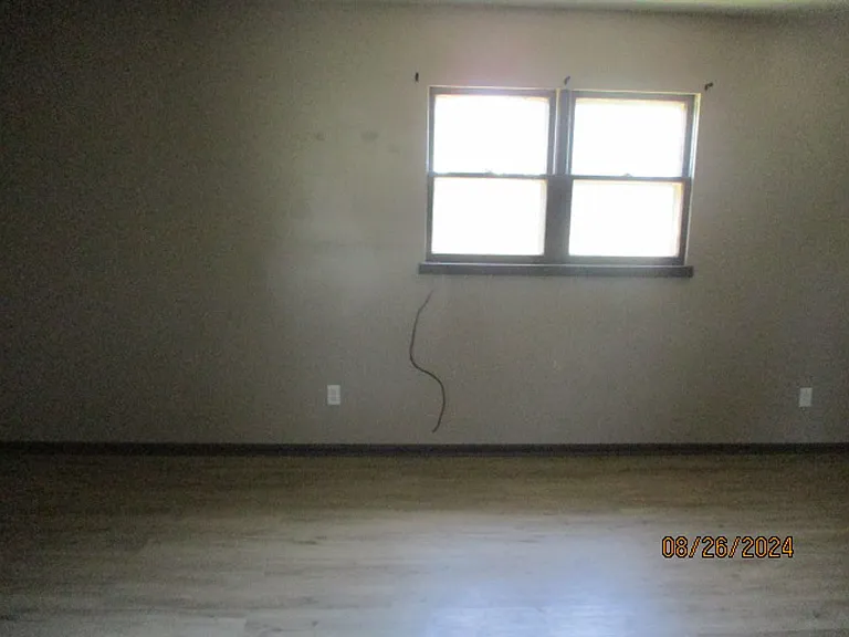 516 SE 6th St #2 — Photo 2