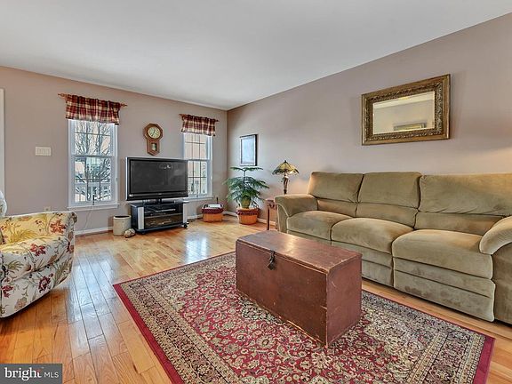 4th image of 13022 Orchid Dr