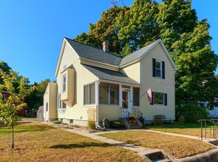 46 Manchester St, Leominster, MA 01453