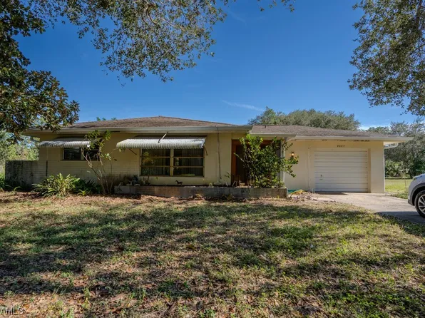 2004 Louis Ave, Alva, FL 33920