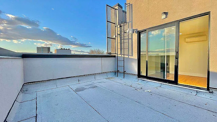 Rented by Doorway NYC, LLC | media 13