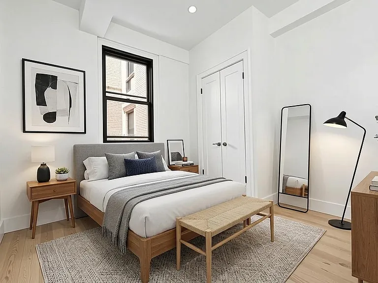 138 E 38th St #12G — Photo 3