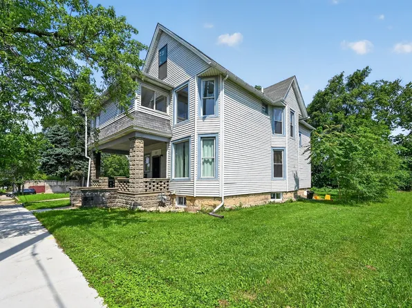107 4th Ave, Joliet, IL 60433