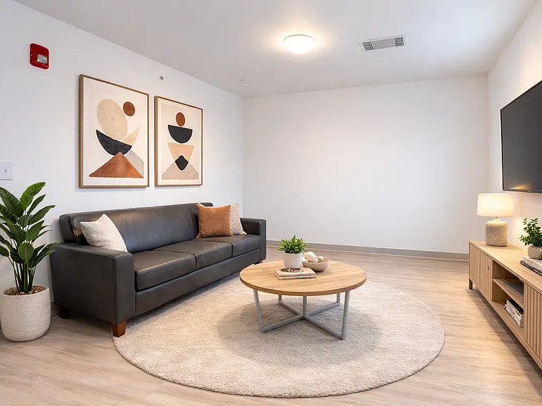 The Outlook Apartments — Photo 27