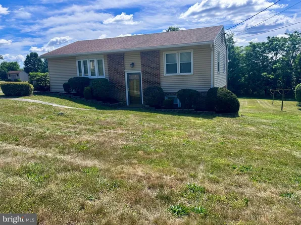 7823 Avondale Ter, Harrisburg, PA 17112