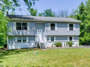 110 Armstrong Rd, Montague, NJ 07827