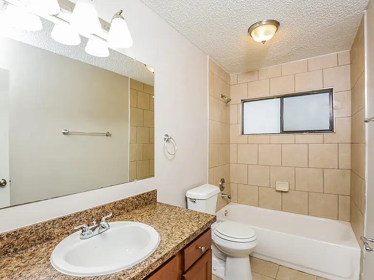 534 S Sundance Dr — Photo 14