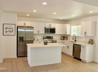 9019 W Griswold Rd, Peoria, AZ 85345