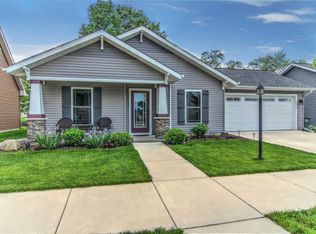1914 Finney Dr, Valparaiso, IN 46383