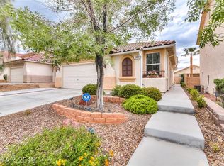 8464 Montefino Ct, Las Vegas, NV 89117