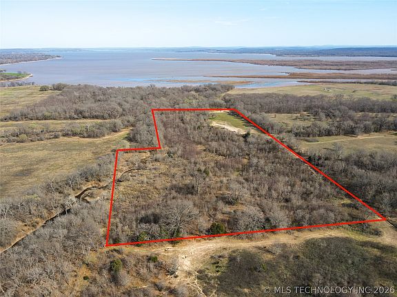 3rd image of N 4110th Rd