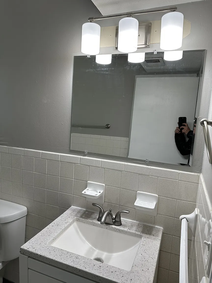 3005 Mid Dale Ln APT 4 photo 1