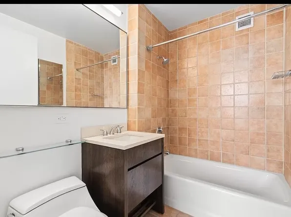 305 East 63rd Street image 11 of 17