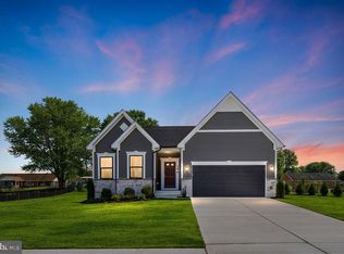 12 Regent Cir, Hagerstown, MD 21742