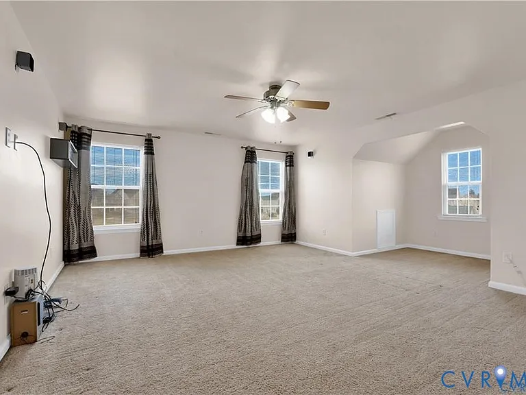 12206 Rotunda Ln — Photo 27