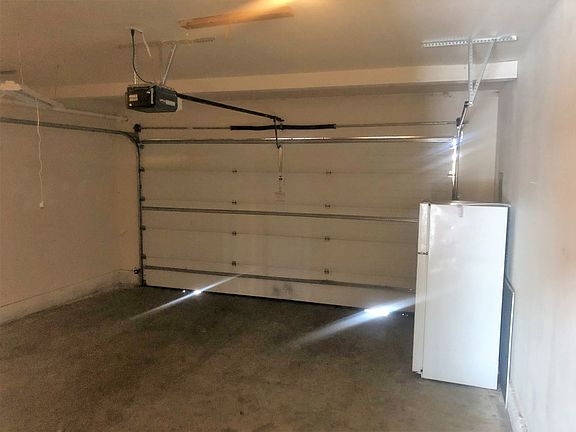 3rd image of 13862 N Cassia St #2