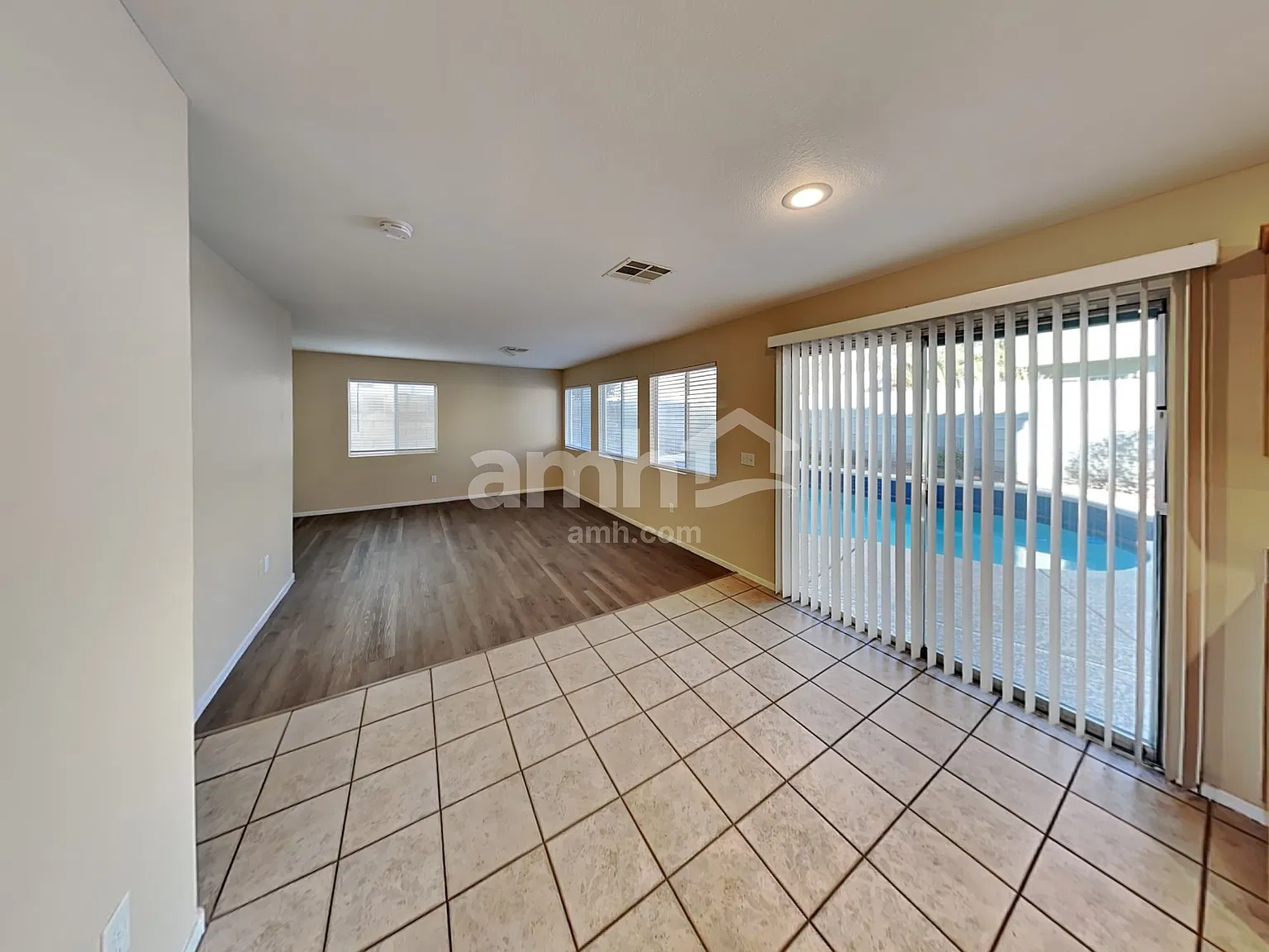 5 bed, 2.5 bath, 2041 sqft, $2,750 — Photo 4