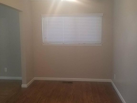 4th image of 1045 Dodge Dr