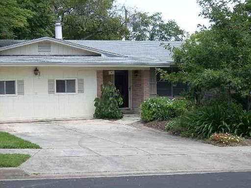 2nd image of 219 FANTASIA DR