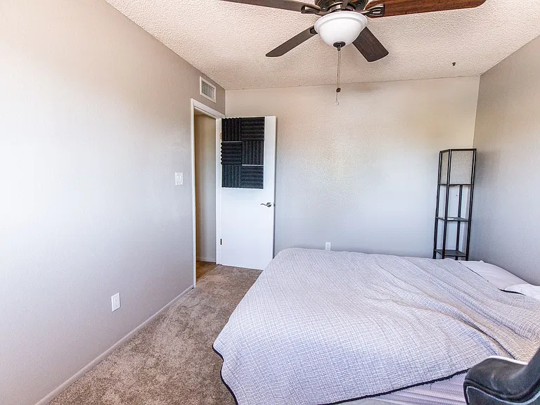 3511 S Alder Dr — Photo 43