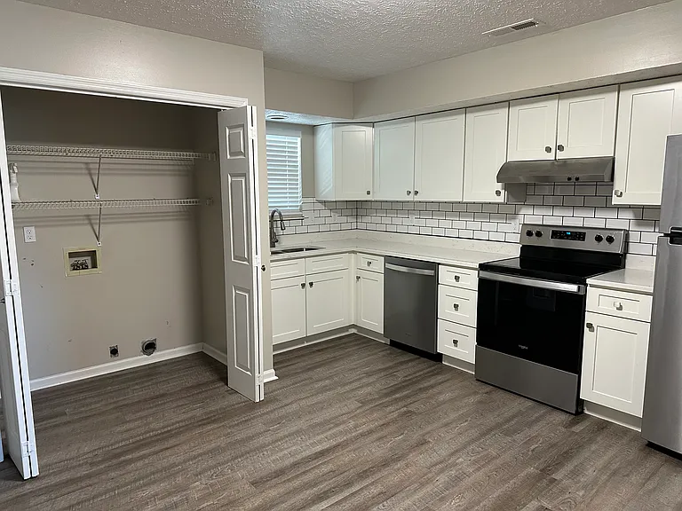 2213 Douglas Dam Rd #2 — Photo 20