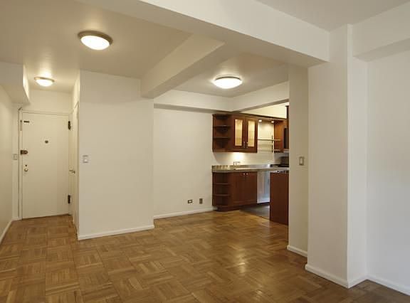 5th image of 182 W Houston St #3B