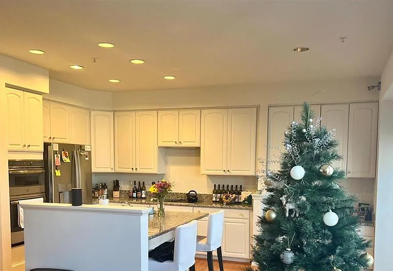 8502 Harvest Oak Dr — Photo 6