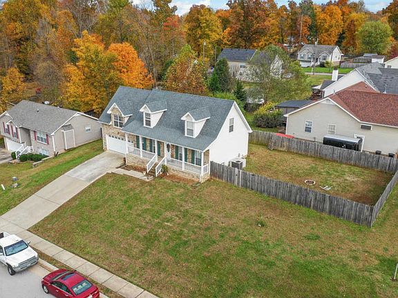 4th image of 1573 Cedar Springs Cir