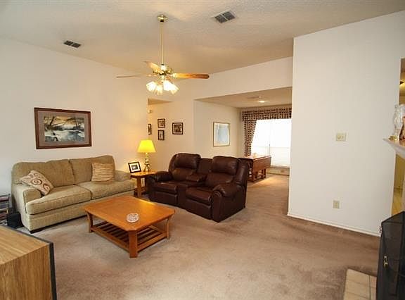 5th image of 6808 Moccasin Dr