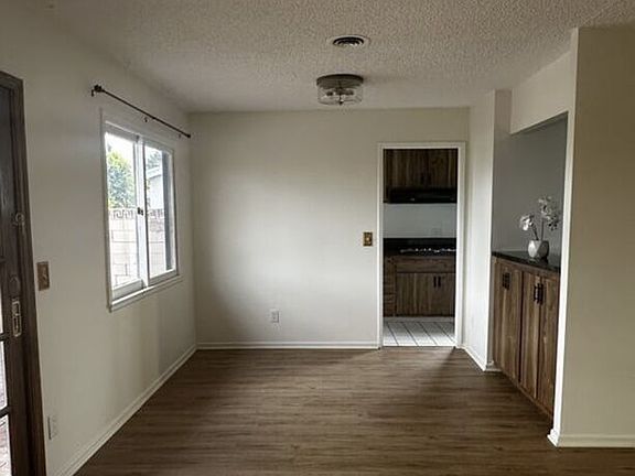 3rd image of 23907 Friar St