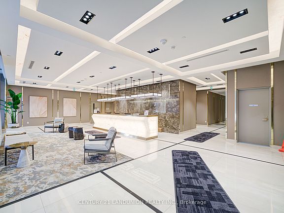3rd image of 543 Richmond St W #414