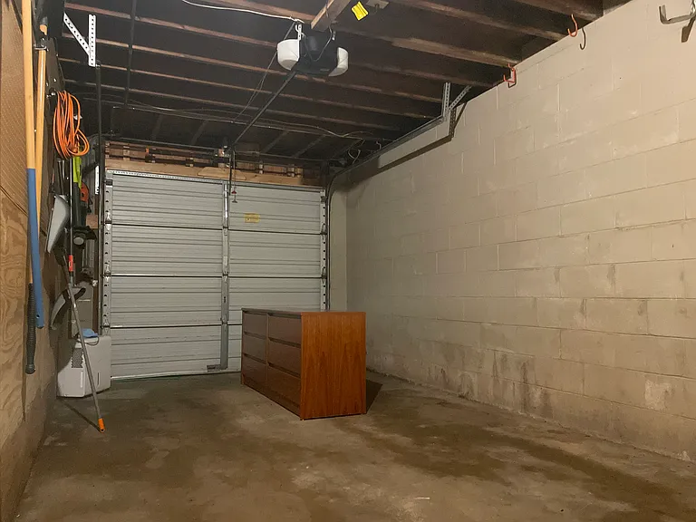608 Chapman St — Photo 39
