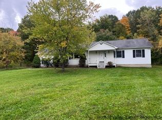 10 Sarafian Rd, New Paltz, NY 12561
