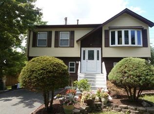 2 Woodland Ave, Laurence Harbor, NJ