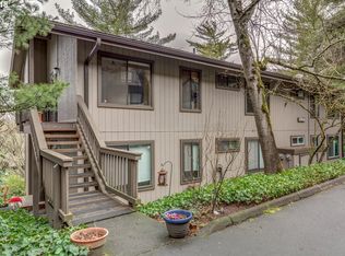 7704 SW Barnes Rd UNIT B, Portland, OR 97225