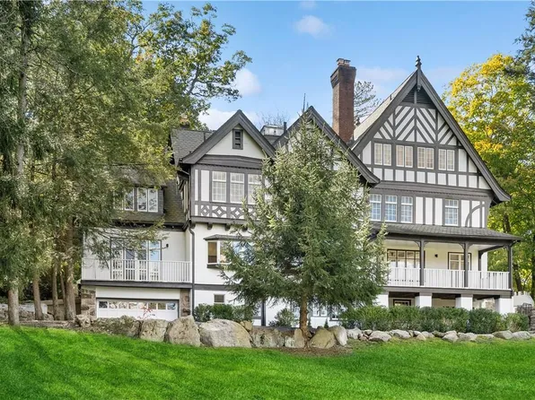 130 Continental Road, Tuxedo Park, NY 10987