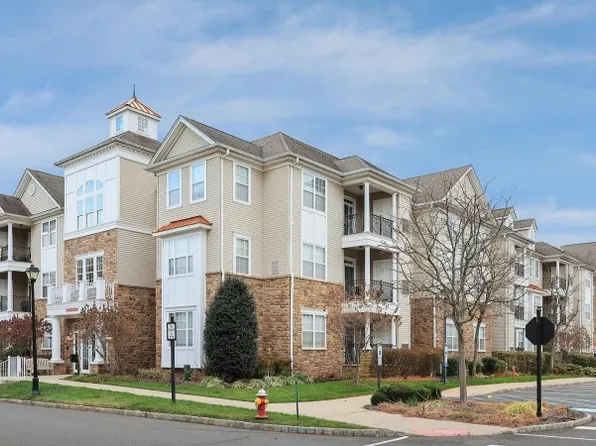 3304 Enclave Cir #3304, Franklin Twp., NJ 08873