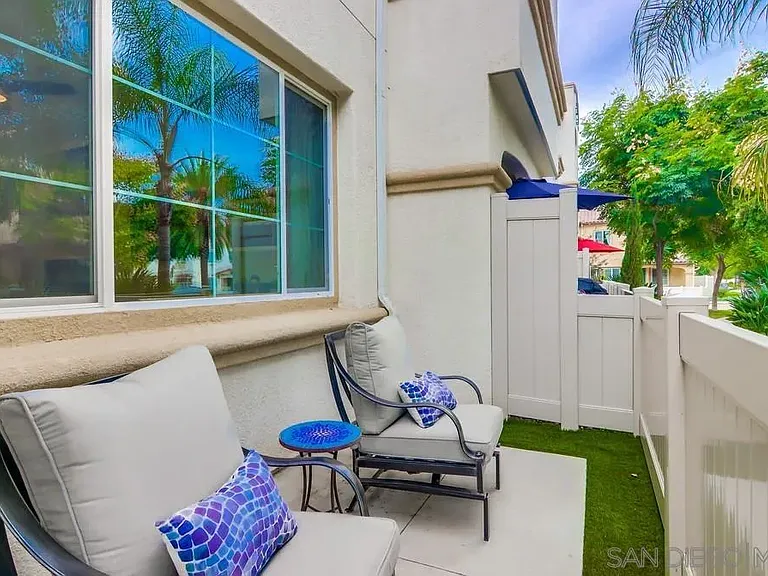 1423 Shearwater St #2 — Photo 41
