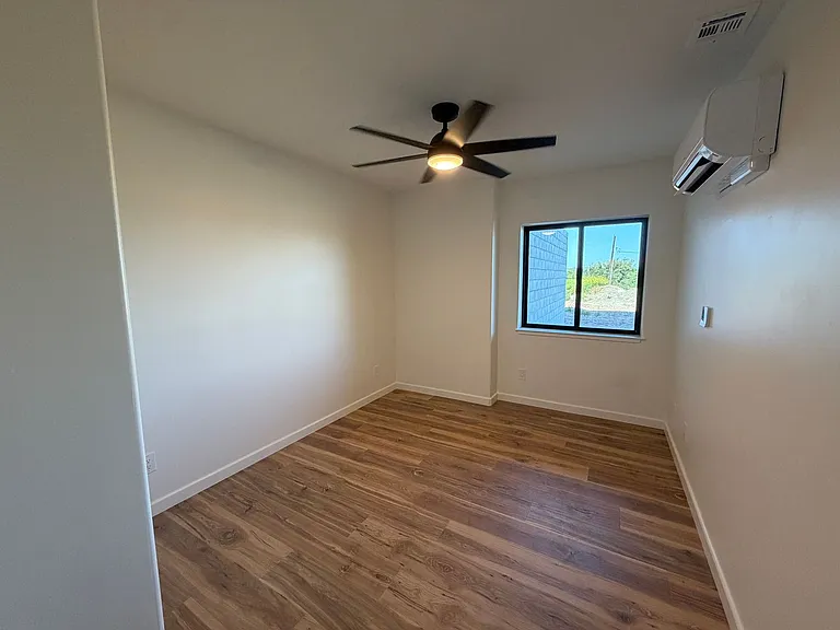 22473 N Clements Rd — Photo 1