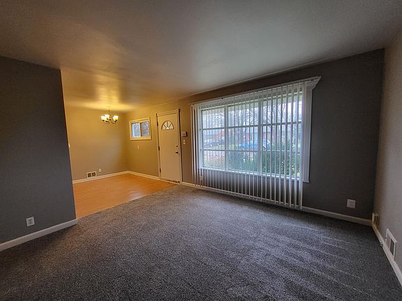 5th image of 26440 Lehner St