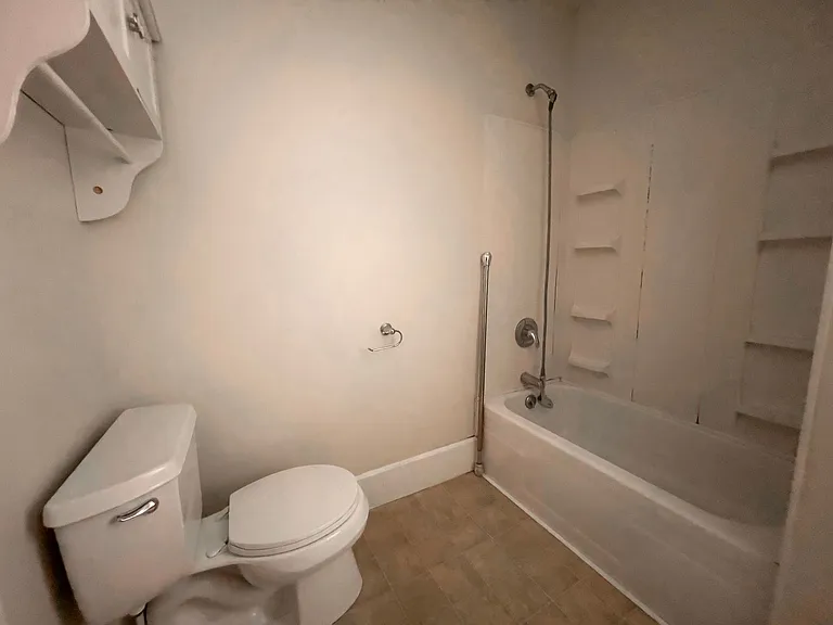 215 S Talley Ave — Photo 26