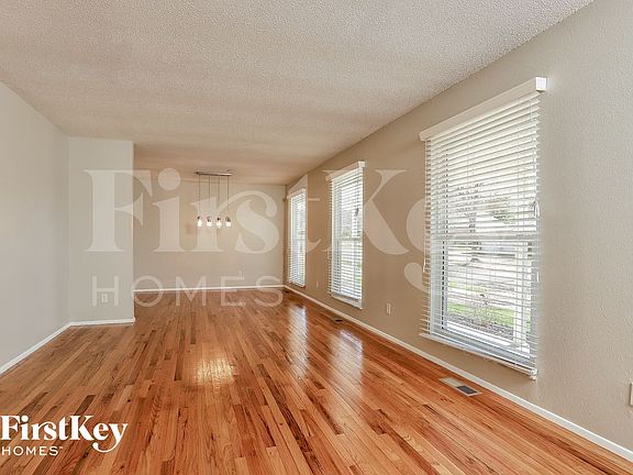 5th image of 13235 Delft Dr