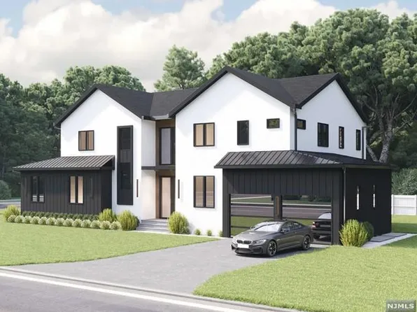 8 Blanche Ave, Demarest, NJ 07627